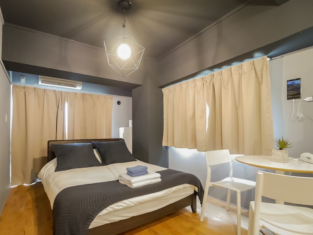 301 NEWLY OPENED SHIBUYA YOYOGIKOEN AREA 東京