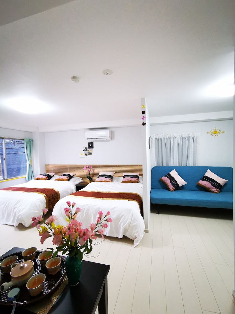 APARTMENT IN ASAKUSA 東京