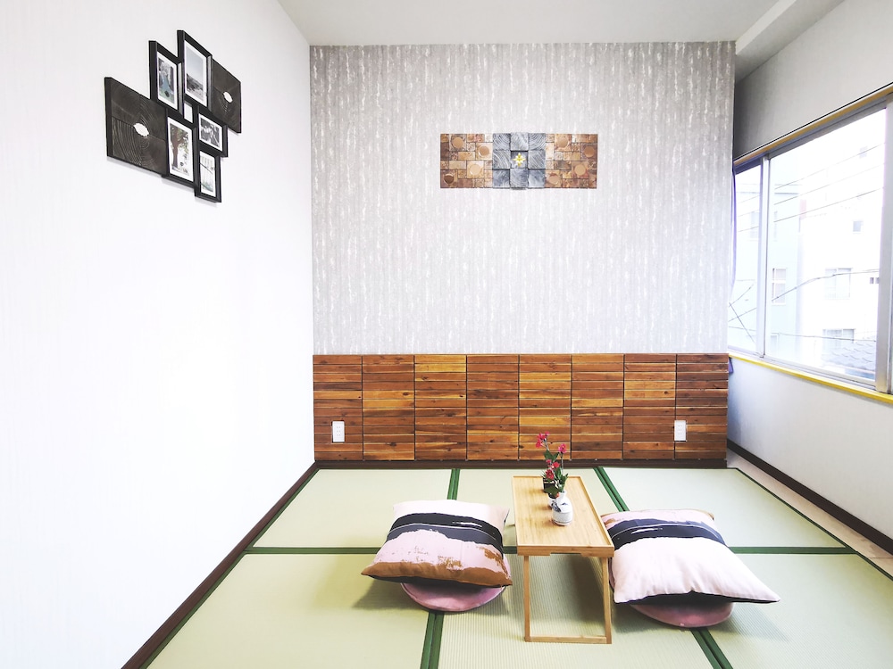 APARTMENT IN ASAKUSA 東京