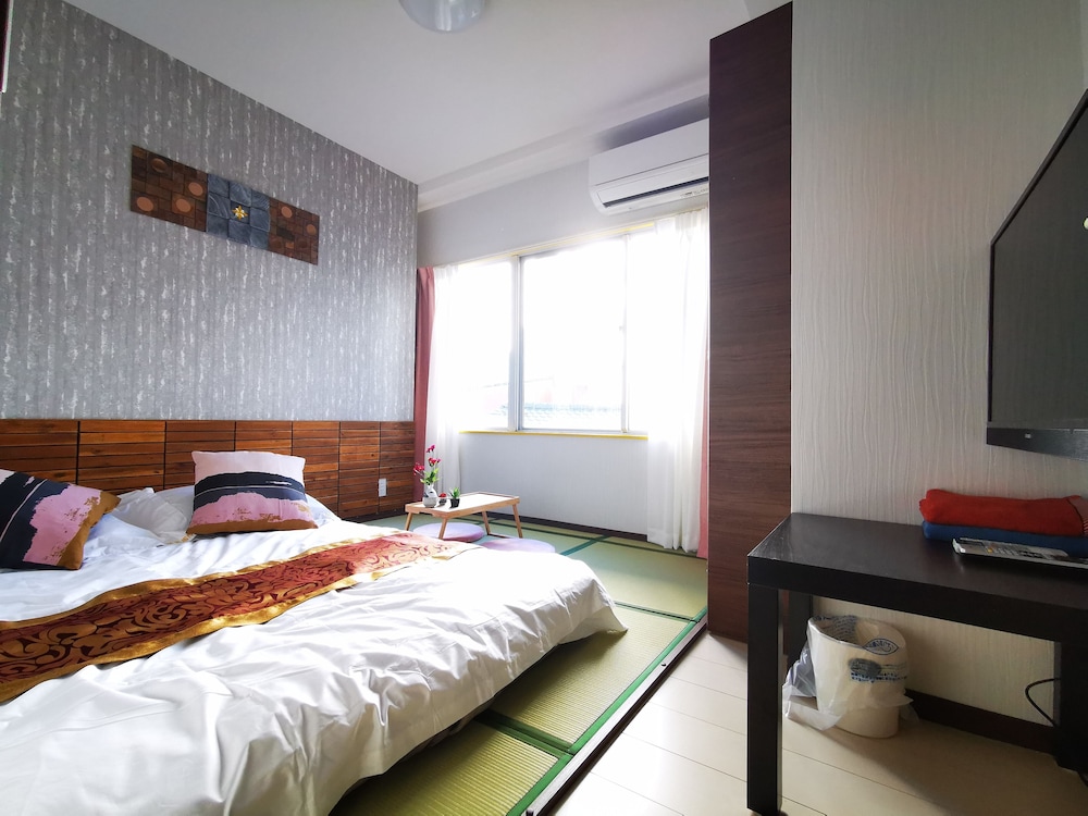 APARTMENT IN ASAKUSA 東京
