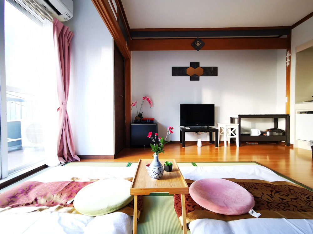 APARTMENT IN ASAKUSA 東京