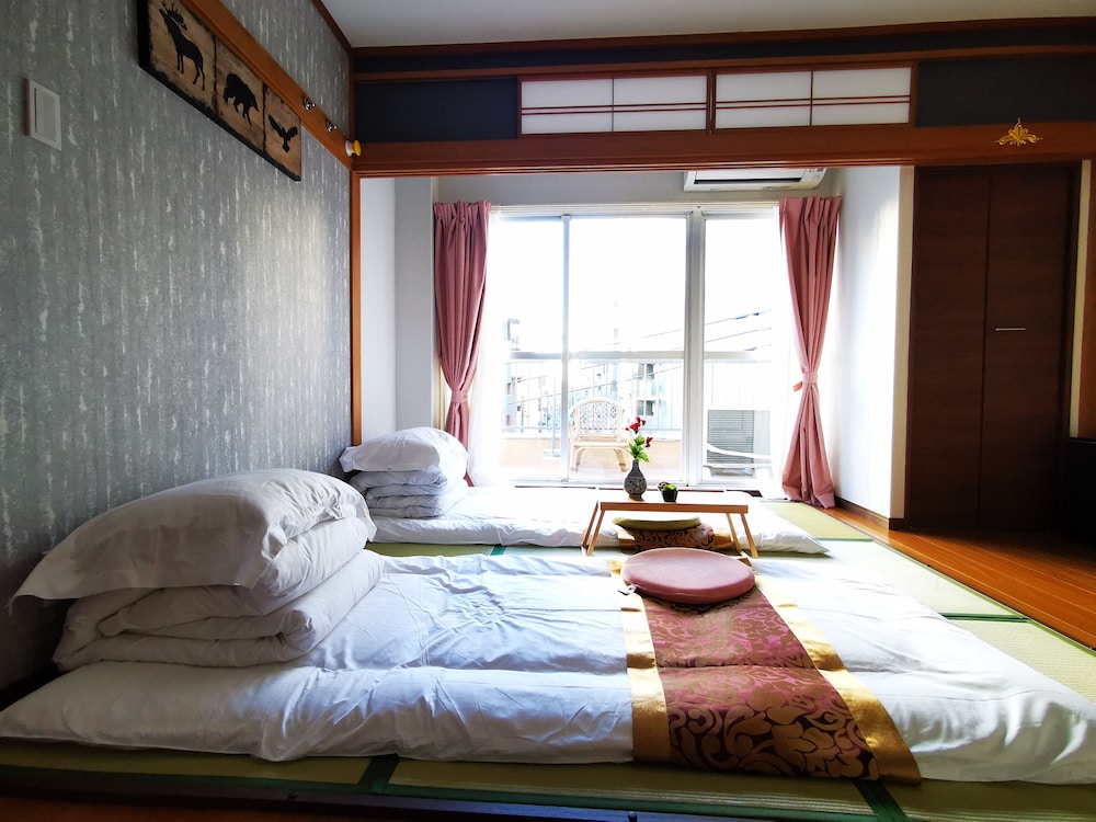 APARTMENT IN ASAKUSA 東京