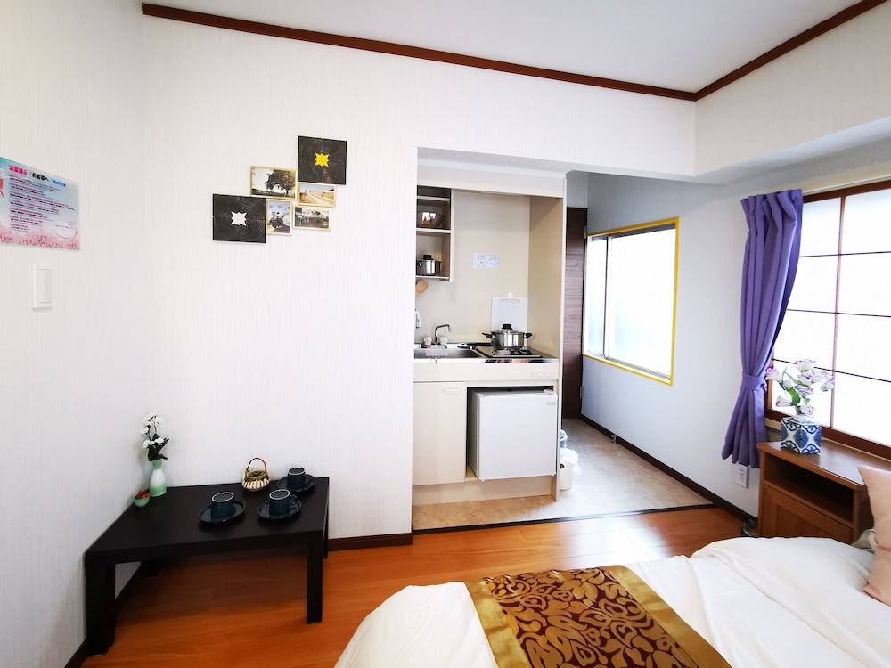 APARTMENT IN ASAKUSA 東京