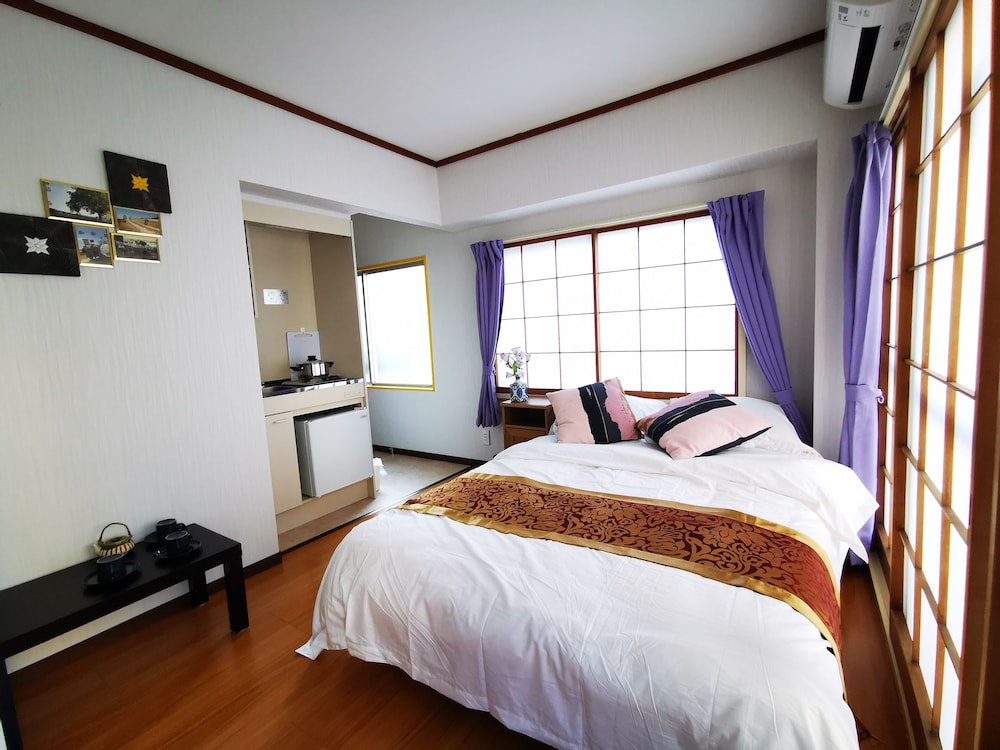 APARTMENT IN ASAKUSA 東京
