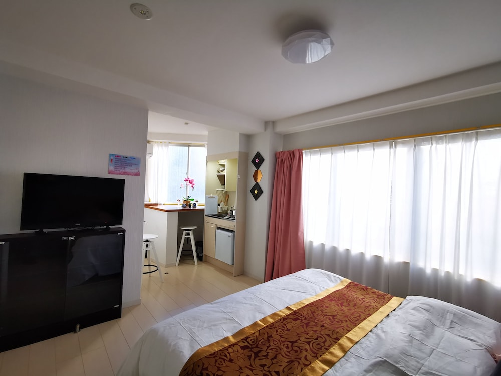 APARTMENT IN ASAKUSA 東京