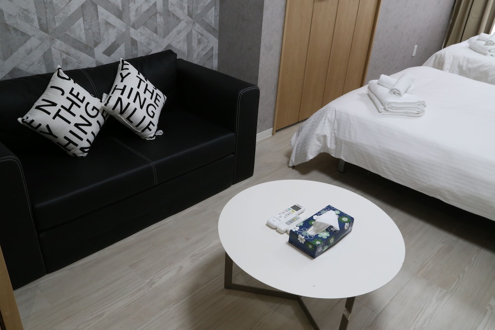 MAISON AOBA 101 東京