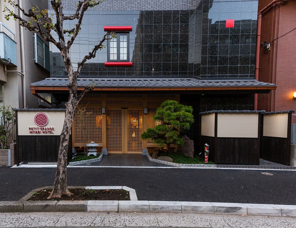 フ゜チク゛ランテ゛ミヤビ 東京