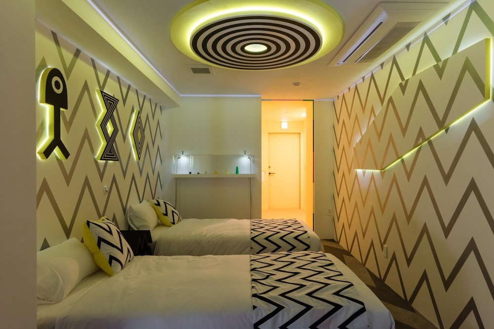 ARTIST HOTEL - BNA HOTEL KOENJI 東京