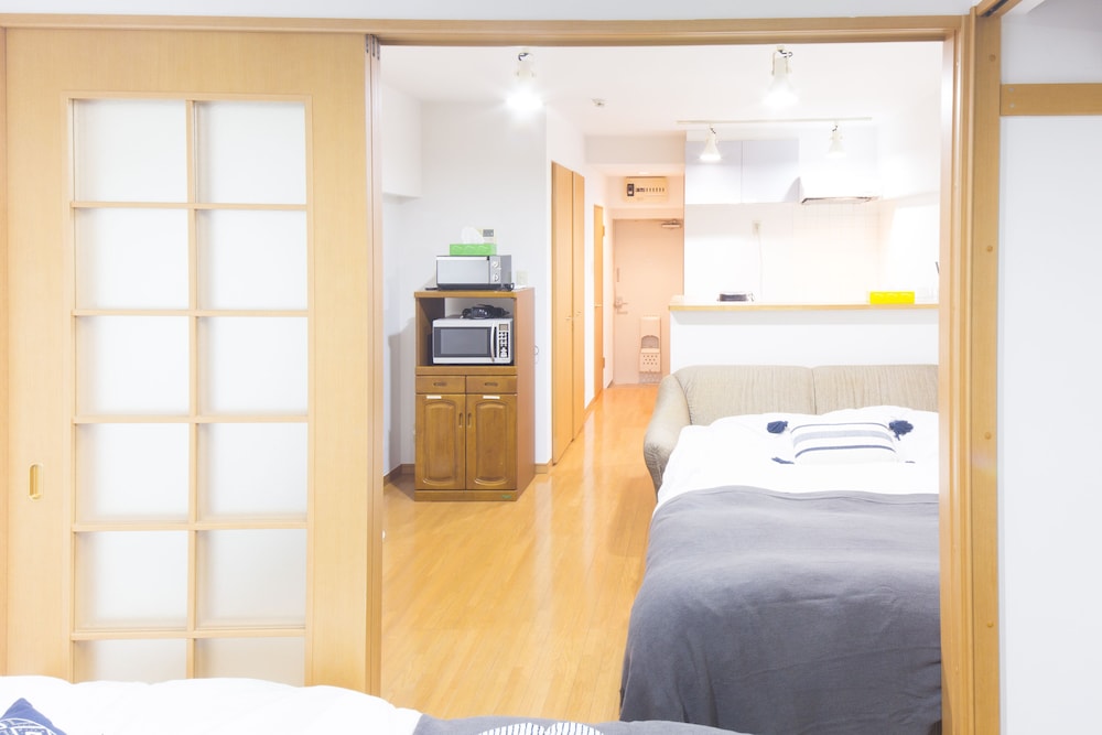 GRIP HOUSE SHIBUYA WHITE 東京