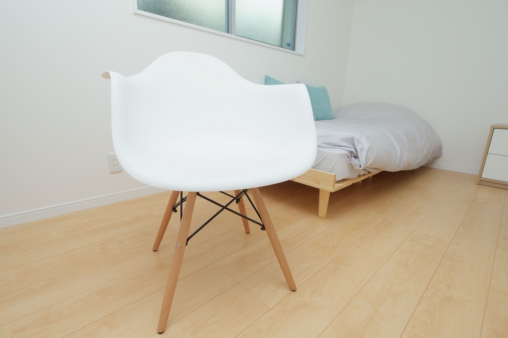NISHI-SUGAMO GUEST HOUSE 2MIN TO NISHI-SUGAMO STA. 13MIN TO IKEBUKURO STA. 東京