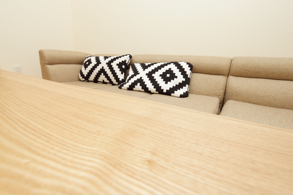 NISHI-SUGAMO GUEST HOUSE 2MIN TO NISHI-SUGAMO STA. 13MIN TO IKEBUKURO STA. 東京