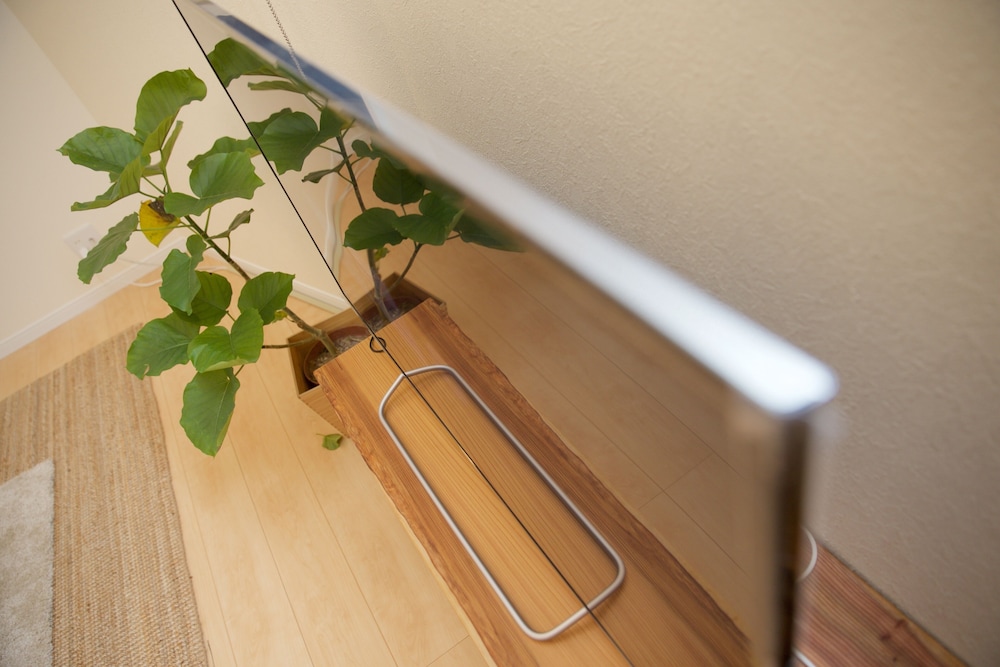 NISHI-SUGAMO GUEST HOUSE 2MIN TO NISHI-SUGAMO STA. 13MIN TO IKEBUKURO STA. 東京