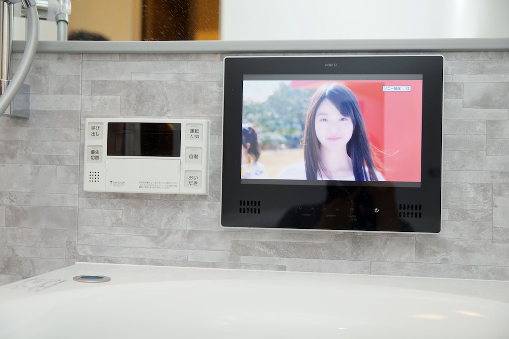NISHI-SUGAMO GUEST HOUSE 2MIN TO NISHI-SUGAMO STA. 13MIN TO IKEBUKURO STA. 東京