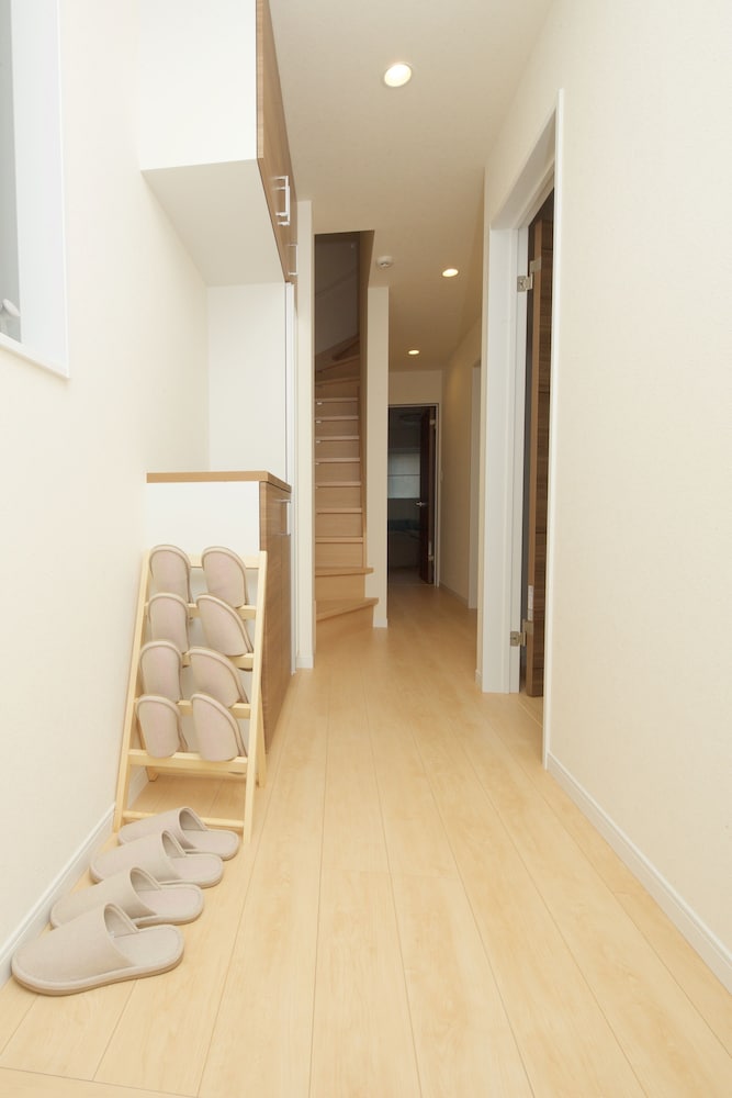 NISHI-SUGAMO GUEST HOUSE 2MIN TO NISHI-SUGAMO STA. 13MIN TO IKEBUKURO STA. 東京
