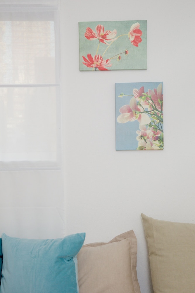 NISHI-SUGAMO GUEST HOUSE 2MIN TO NISHI-SUGAMO STA. 13MIN TO IKEBUKURO STA. 東京