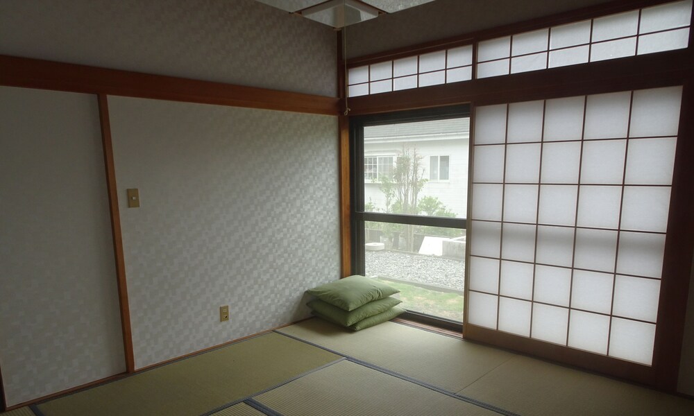 AZIMUTH 東京