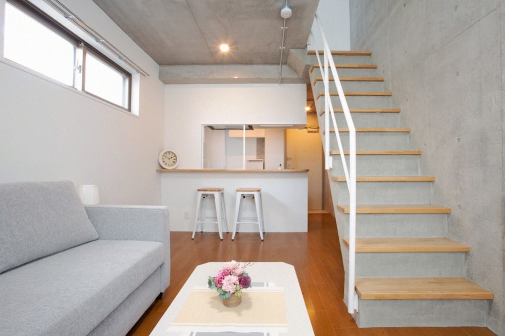 LAFFITTE HIRAI CONDOMINIUM HOTEL 東京