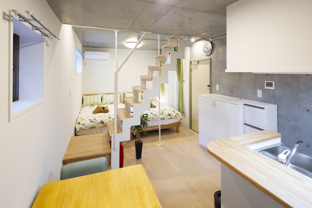 LAFFITTE HIRAI CONDOMINIUM HOTEL 東京