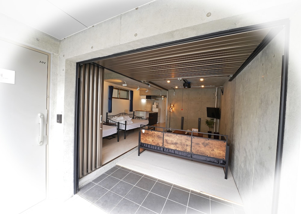 LAFFITTE HIRAI CONDOMINIUM HOTEL 東京