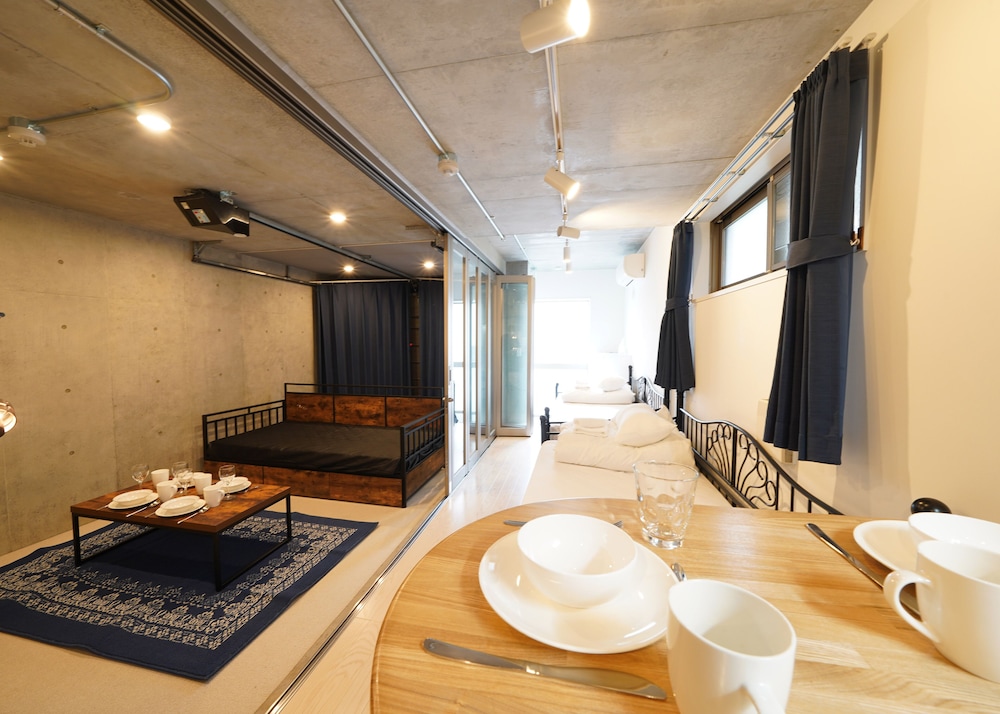 LAFFITTE HIRAI CONDOMINIUM HOTEL 東京