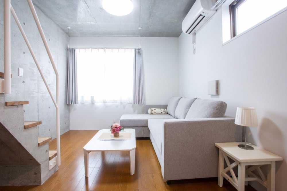 LAFFITTE HIRAI CONDOMINIUM HOTEL 東京