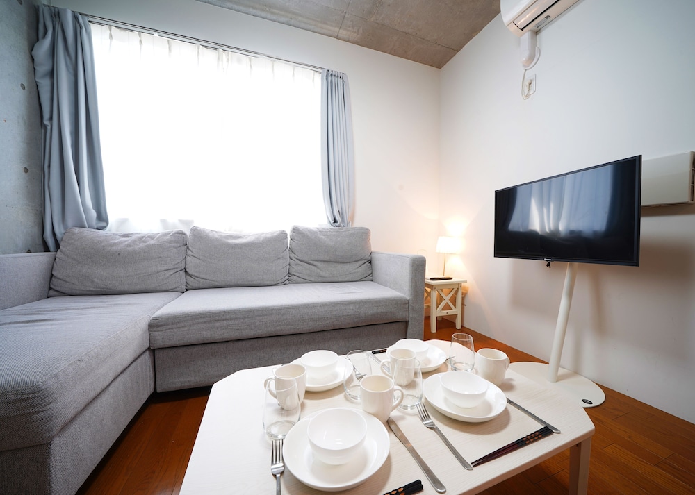 LAFFITTE HIRAI CONDOMINIUM HOTEL 東京