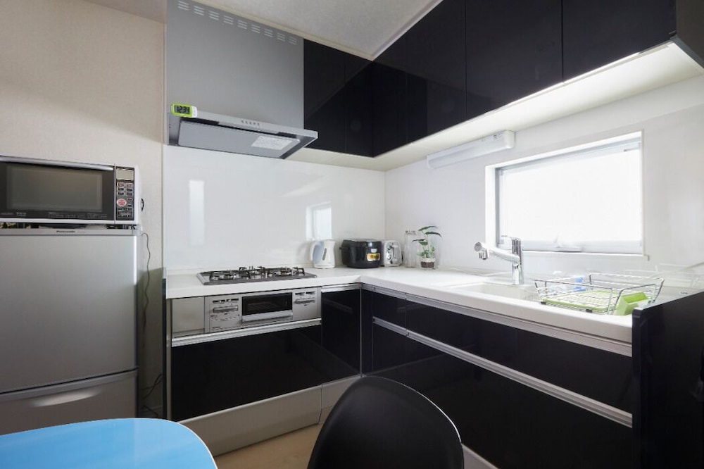KASAI GUEST HOUSE, 4MIN TO KASAI STA, DIRECT BUSES TO AIRPORT & DISNEY 東京