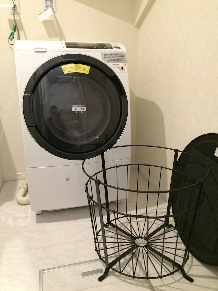 KASAI GUEST HOUSE, 4MIN TO KASAI STA, DIRECT BUSES TO AIRPORT & DISNEY 東京