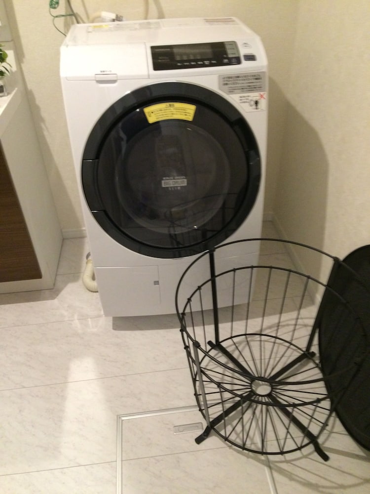 KASAI GUEST HOUSE, 4MIN TO KASAI STA, DIRECT BUSES TO AIRPORT & DISNEY 東京