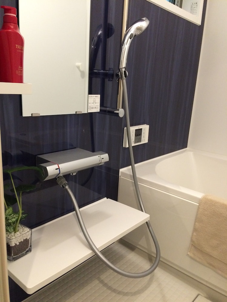 KASAI GUEST HOUSE, 4MIN TO KASAI STA, DIRECT BUSES TO AIRPORT & DISNEY 東京