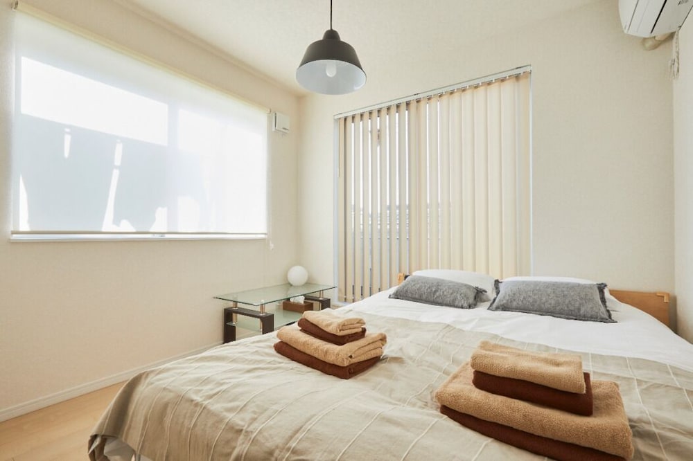 KASAI GUEST HOUSE, 4MIN TO KASAI STA, DIRECT BUSES TO AIRPORT & DISNEY 東京