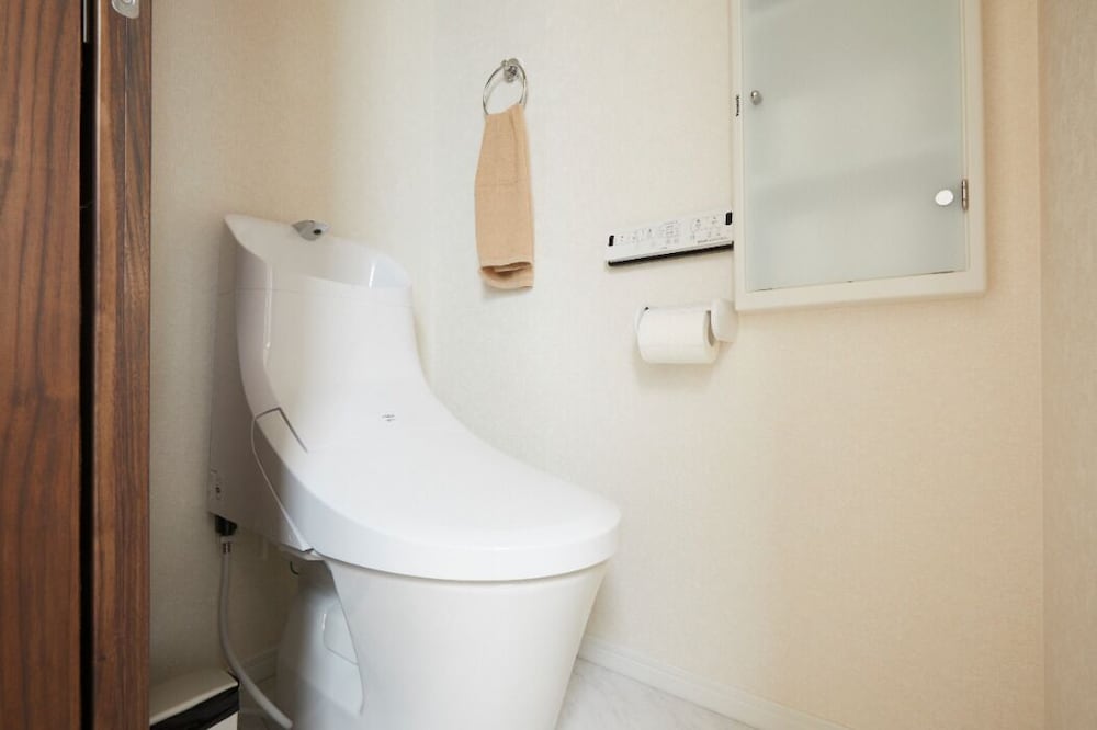 KASAI GUEST HOUSE, 4MIN TO KASAI STA, DIRECT BUSES TO AIRPORT & DISNEY 東京