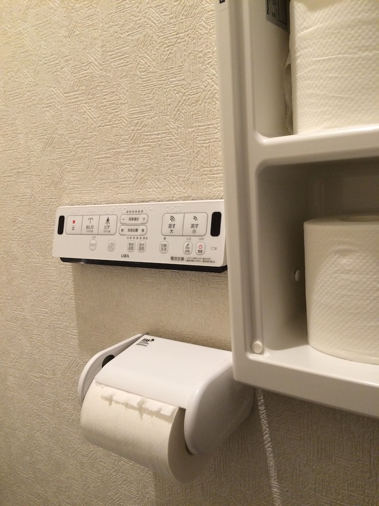 KASAI GUEST HOUSE, 4MIN TO KASAI STA, DIRECT BUSES TO AIRPORT & DISNEY 東京