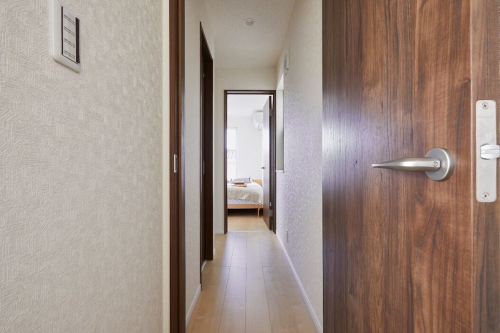 KASAI GUEST HOUSE, 4MIN TO KASAI STA, DIRECT BUSES TO AIRPORT & DISNEY 東京