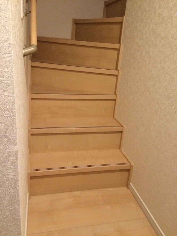 KASAI GUEST HOUSE, 4MIN TO KASAI STA, DIRECT BUSES TO AIRPORT & DISNEY 東京