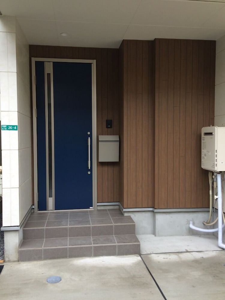 KASAI GUEST HOUSE, 4MIN TO KASAI STA, DIRECT BUSES TO AIRPORT & DISNEY 東京