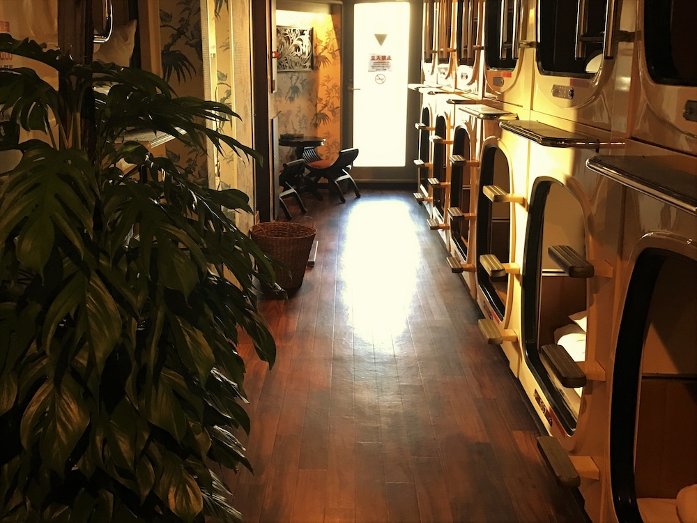 カプセルイン新橋 - 男性専用 東京