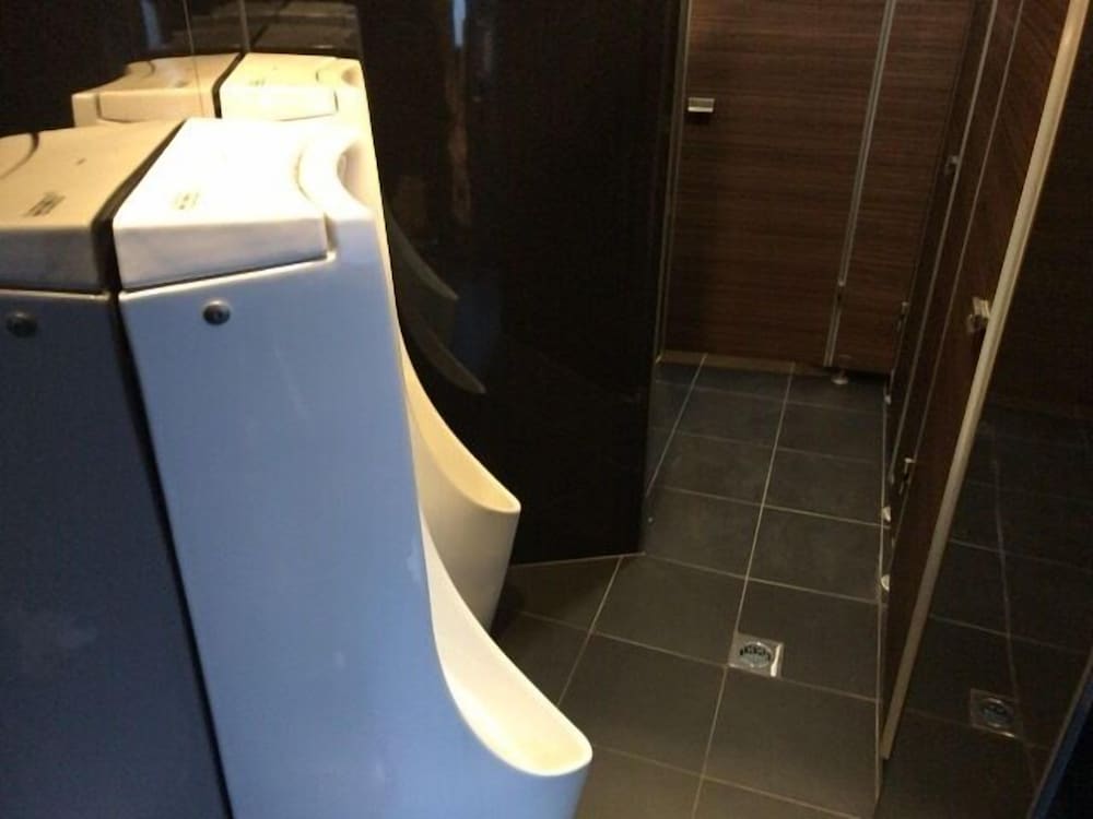 カプセルイン新橋 - 男性専用 東京