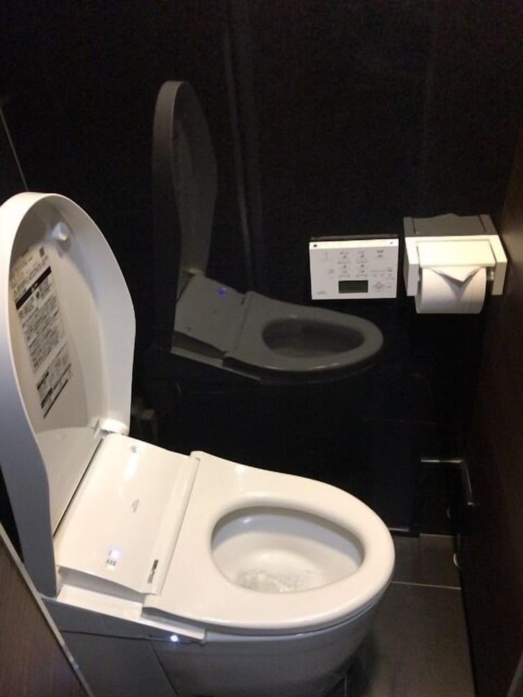 カプセルイン新橋 - 男性専用 東京