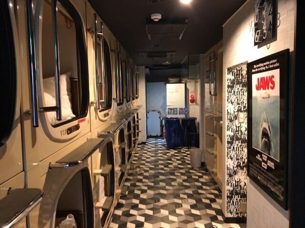 カプセルイン新橋 - 男性専用 東京