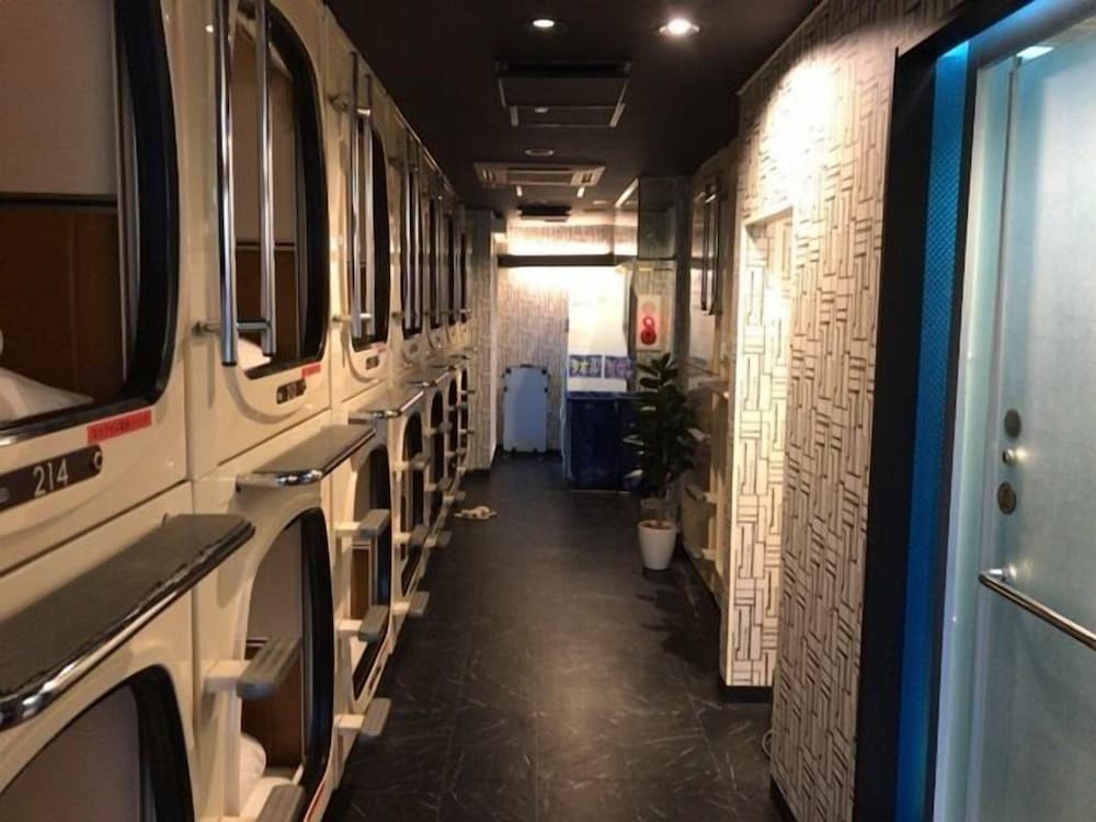 カプセルイン新橋 - 男性専用 東京