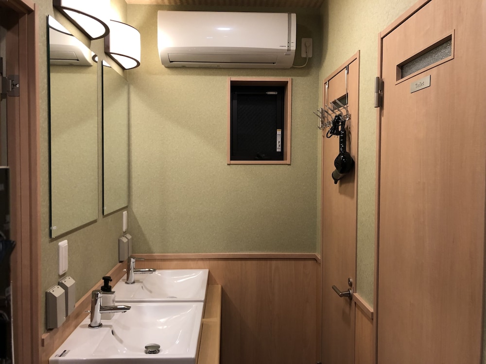 LOFT HOTEL TOKYO # OSHIAGE 東京