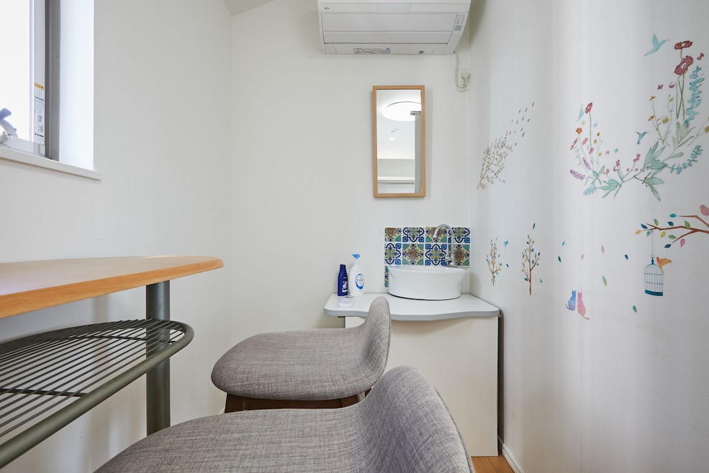 JAY AND LAN'S HIMAWARI HOUSE 東京