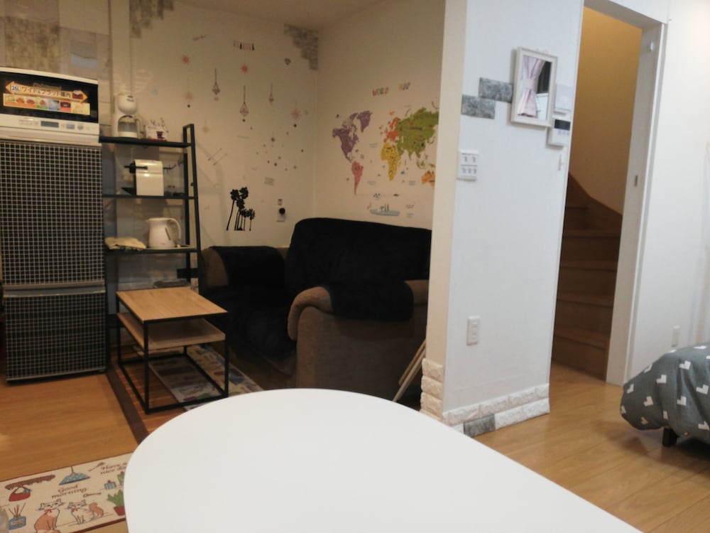 JAY AND LAN'S HIMAWARI HOUSE 東京