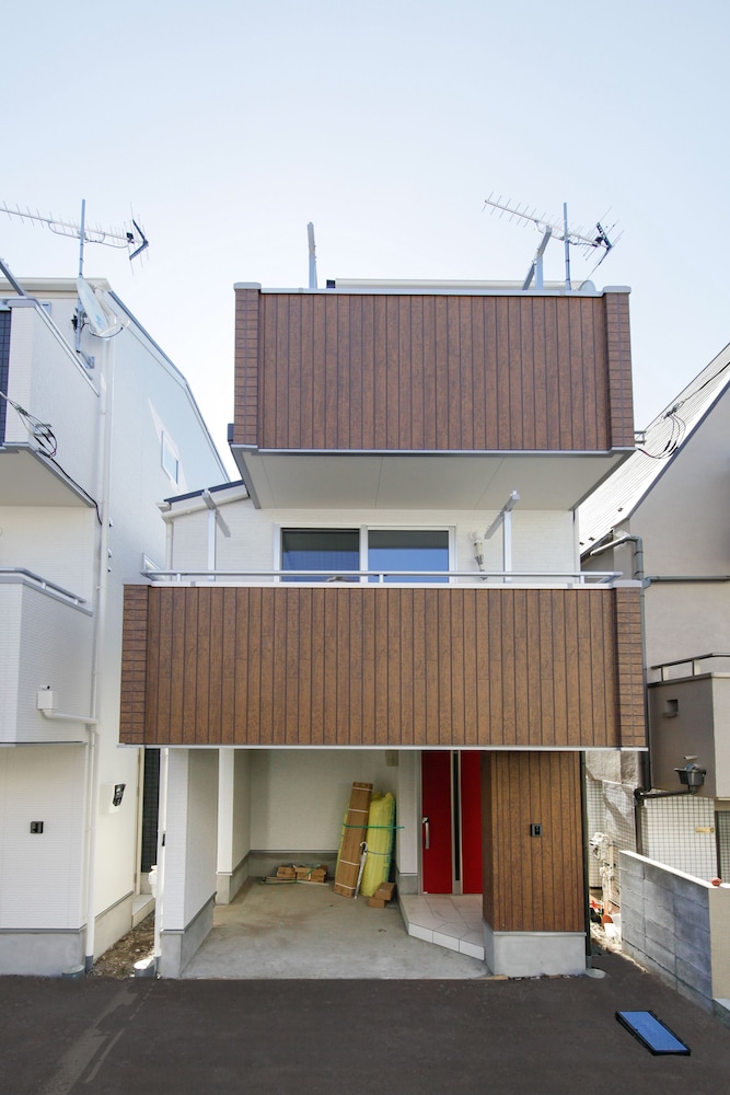 HIGASHI-ROKUGO HOUSE WHITE 東京