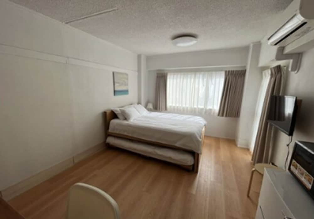 RHODES KAGURAZAKA HOTEL 東京