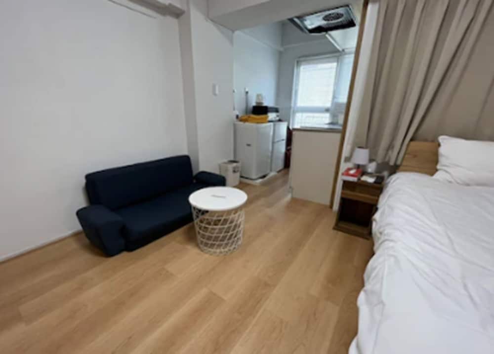 RHODES KAGURAZAKA HOTEL 東京