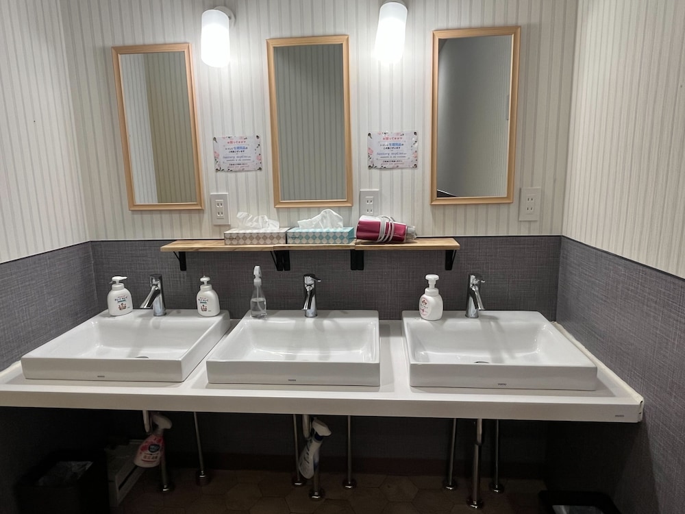 RHODES KAGURAZAKA HOTEL 東京