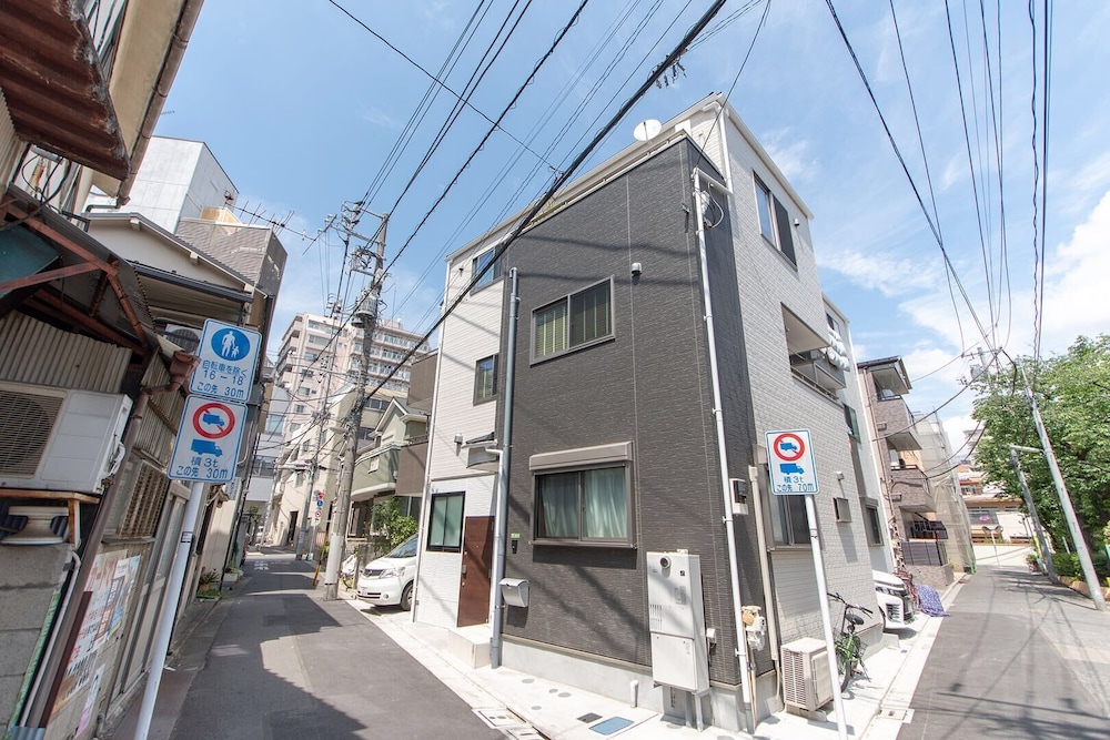 MORI HOUSE IN 西日暮里 東京