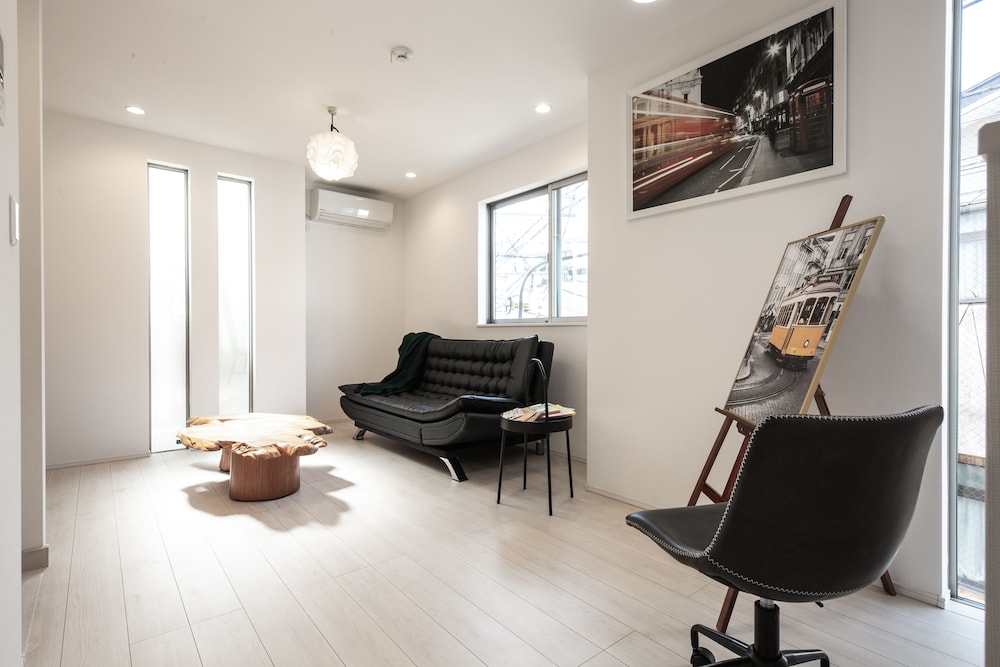 PRIVATE HOTEL OSHIAGE 東京